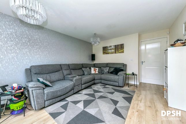 5 Forest Yard, Leeds photo 4
