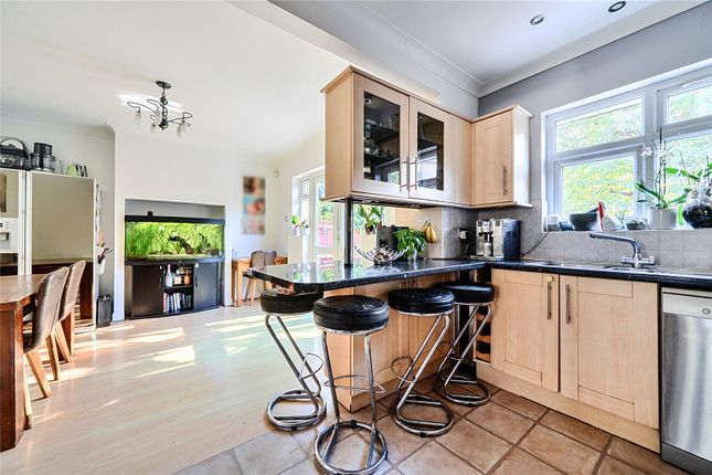 3, Denham Road, Whetstone photo 4