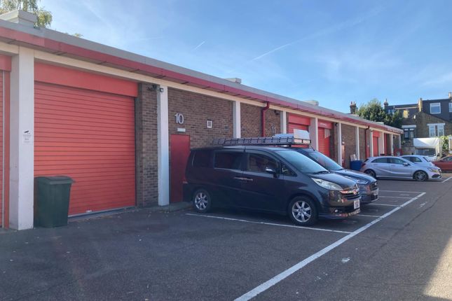 Industrial to let in Glenville Mews, London