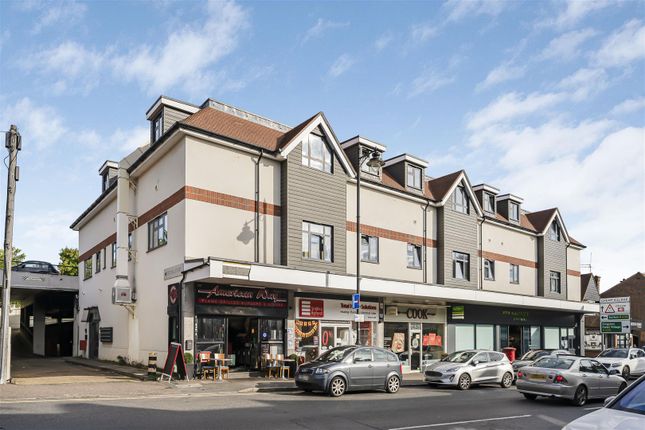 Flat 7, Eton Court 40A, The Broadway, Sutton photo 4