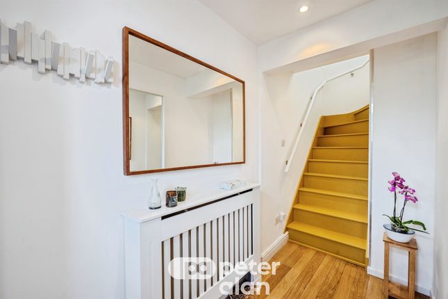88, King Street, Pontypool photo 3