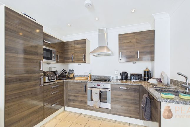 Flat 3, Regency Apts 17-19 Crescent Road, Worthing photo 3