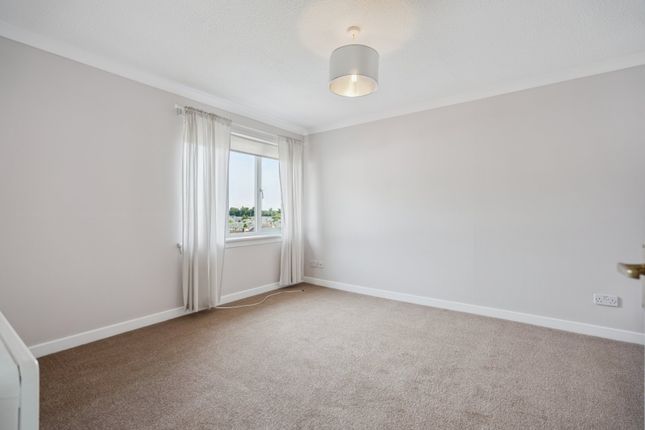 128, Mary Stevenson Drive, Clackmannanshire photo 2