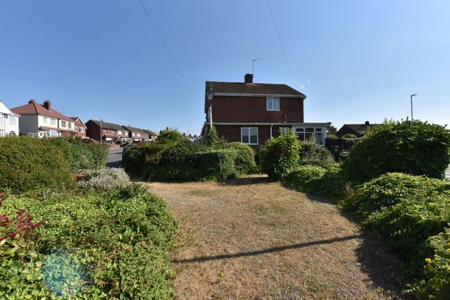 61, Tansey Green Road, Brierley Hill photo 2