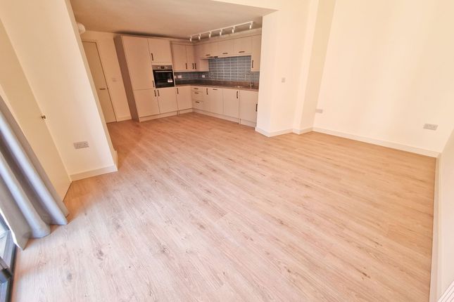 Flat 7, 9-11 Hamilton Road, Cromer photo 2