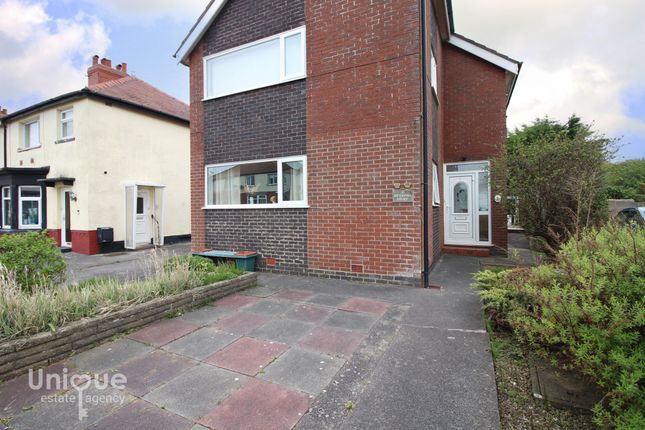 Flat for sale in St. Davids Avenue, Thornton-Cleveleys