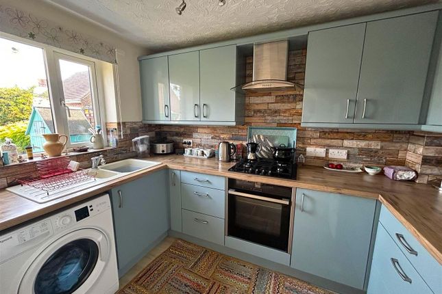 3, Bramble Drive, Bridport photo 4