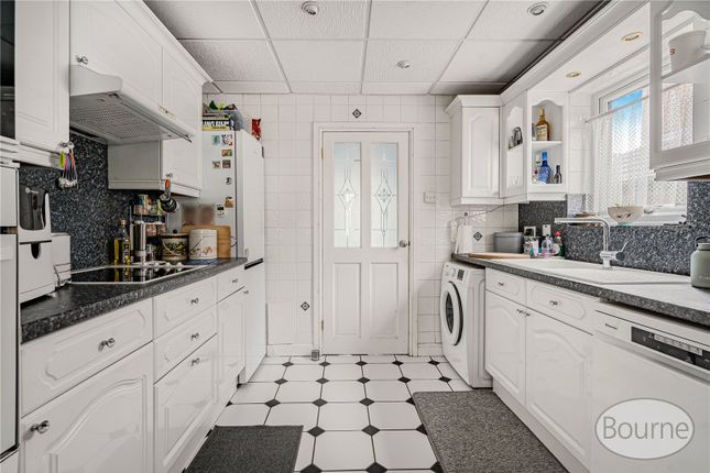 32, Cranmore Road, Camberley photo 4