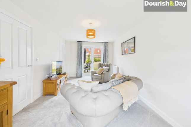 1 Cardamine Parade, Stafford photo 4