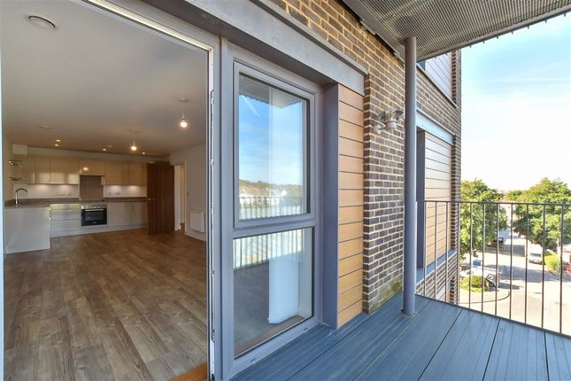 2-bed flat on Davigdor Road, Hove, £281,000