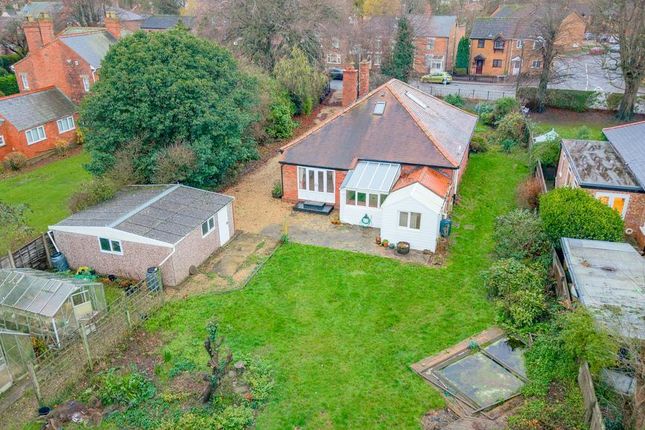 8, Gedney Road, Spalding photo 2