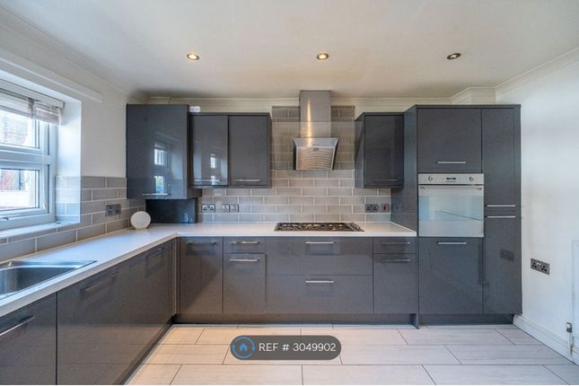 Craster Road, London photo 4