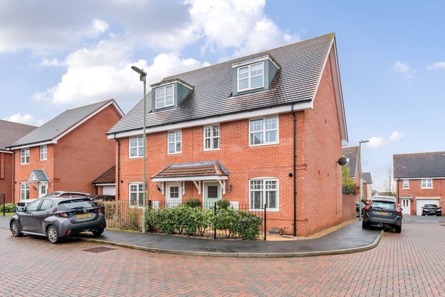 Thumbnail Semi-detached house for sale in Arena Close, Andover