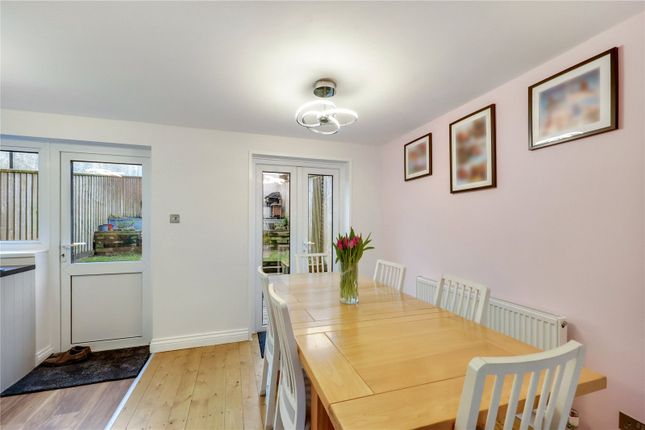25, Homer Close, Barnstaple photo 5