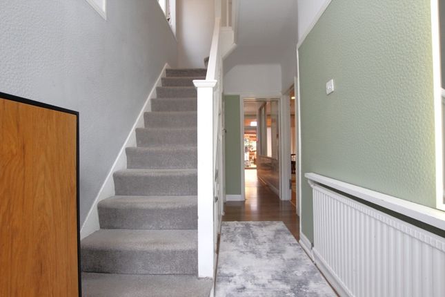 36, Formby Avenue, Stanmore photo 2