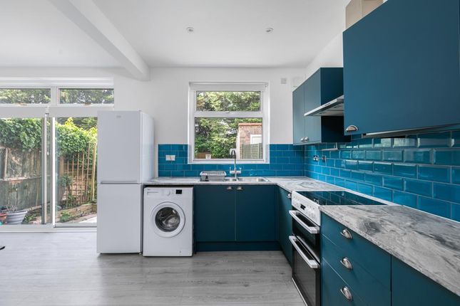34, Park Crescent, Enfield photo 4