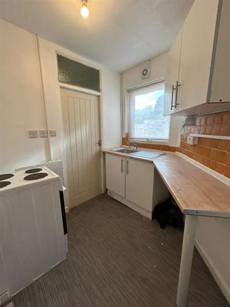 Flat 2, 97, Great Cheetham Street West, Salford photo 4