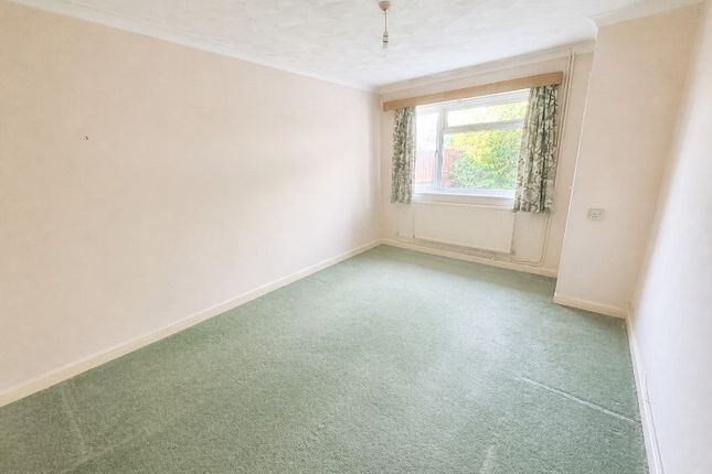 15 Tavistock Close, Maidenhead photo 4