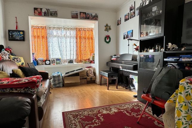 End terrace house to rent in Monkton Road, Welling DA16