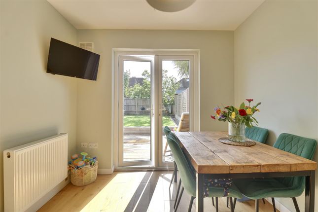 Brewers Lane, Gosport photo 4