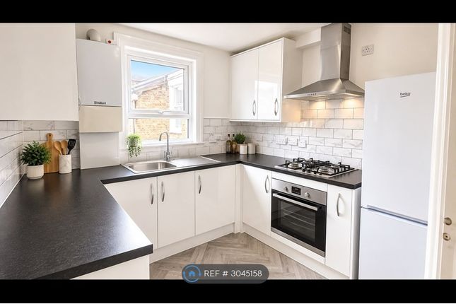 B Burrows Road, London photo 3
