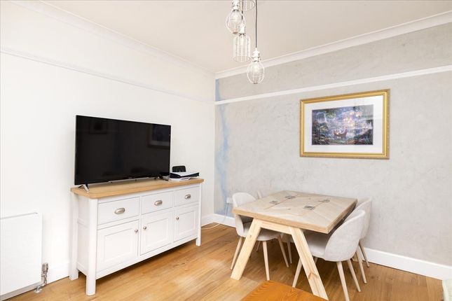 Flat for sale in 52 Wallace Crescent, Roslin