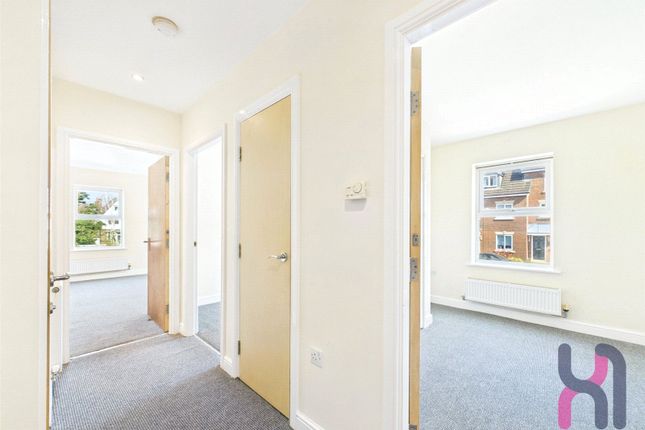 3, 7, The Ridings, Wirral photo 4