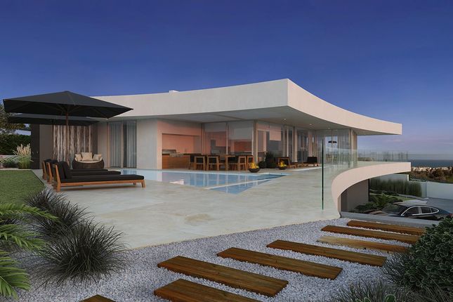 Villa for sale in Praia Da Luz, Algarve, Portugal