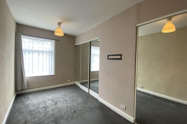 81, Union Road, Liversedge photo 3