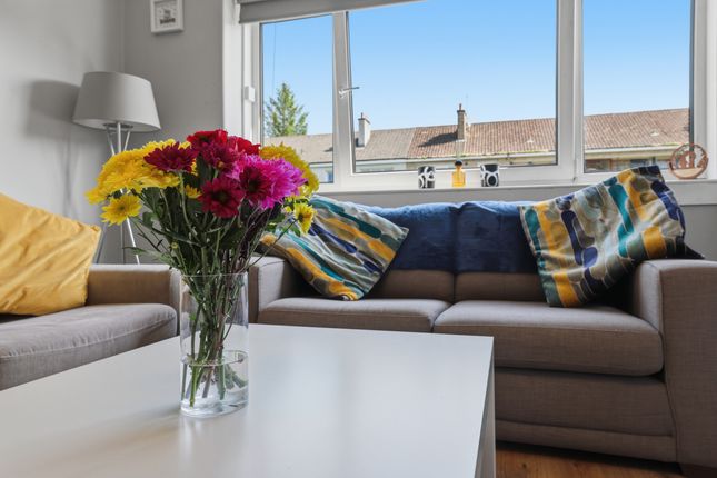Flat 2/1, 15 Banchory Avenue, Glasgow photo 5