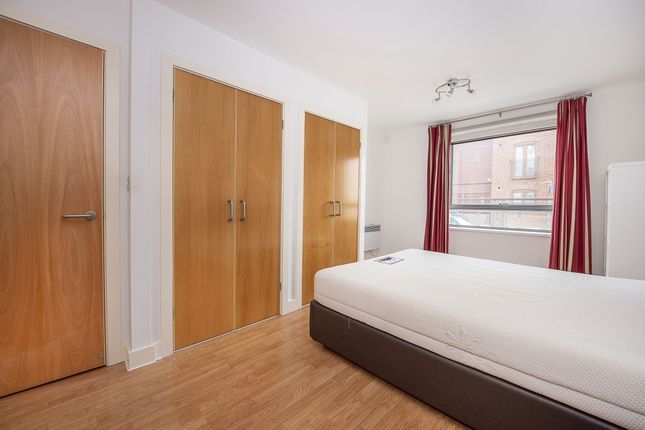 Flat to rent in The Bittoms, Kingston Upon Thames