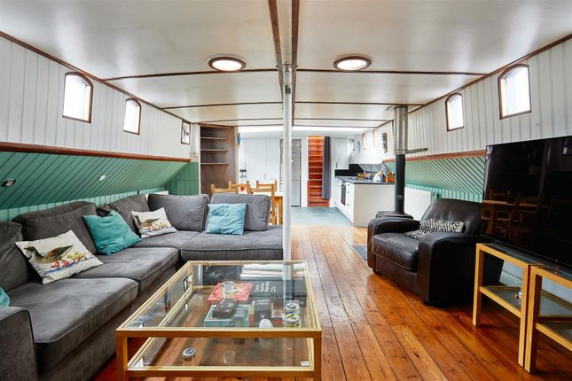 Houseboat for sale in Lots Ait, Brentford