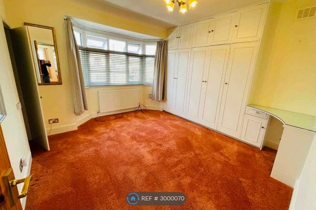 A Risingholme Road, Harrow photo 3