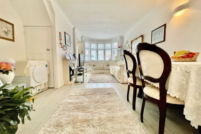 97, Lyndon Avenue, Kent photo 4
