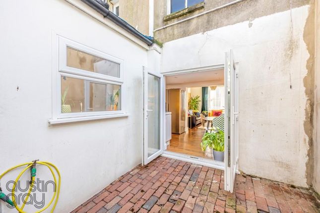 Property for sale in Temple Street, Brighton