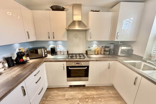 3, Dudcote Field, Didcot photo 2