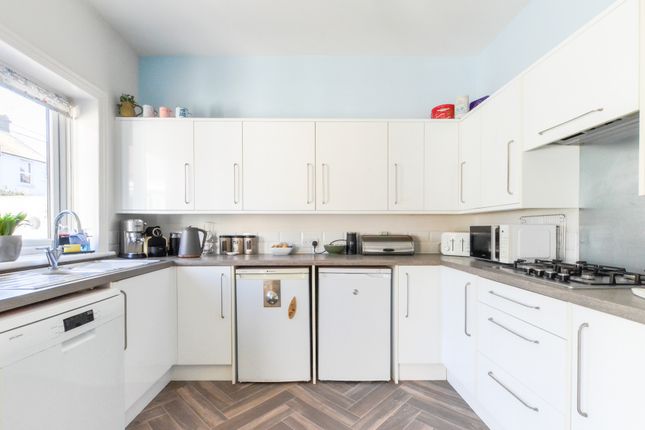 84, Sidley Road, Eastbourne photo 4
