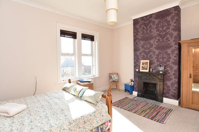 68 Stonefall Avenue, Harrogate photo 4