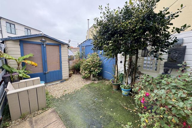 30, Tywarnhayle Road, Perranporth photo 3