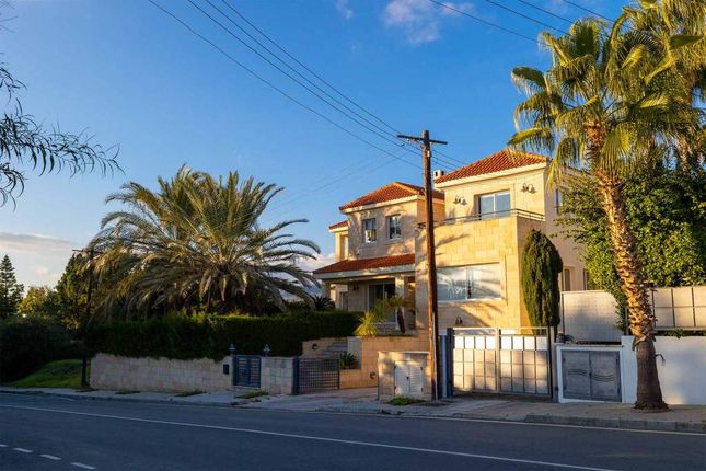 Villa for sale in Viktoros Ougko, Limassol, Cyprus