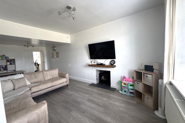 228, Mansel Road, Swansea photo 3