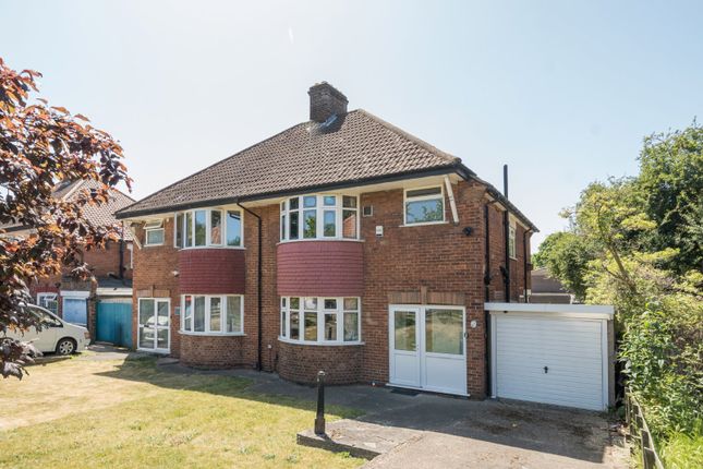 3-bed house on 34, Rochester Way, London, £600,000