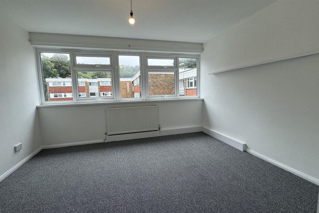Flat 47, Kildare Court, Barcombe Close, Eastbourne photo 4