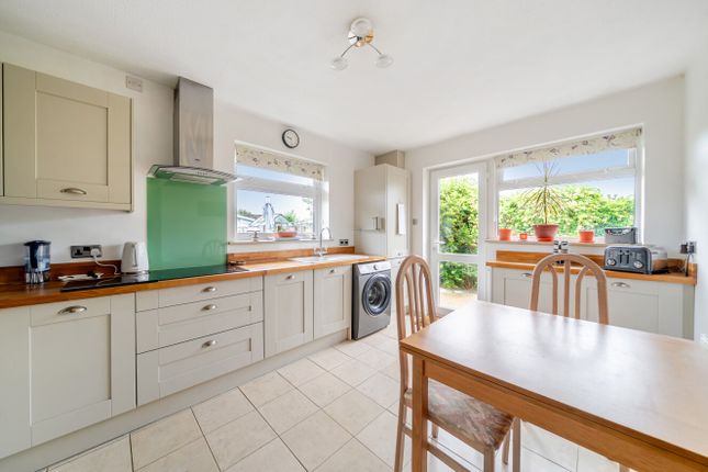 86, Singleton Crescent, Worthing photo 3