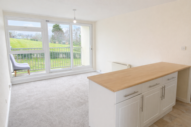 26, Devon View, Dawlish photo 3