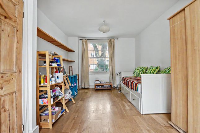 74, Leighton Road, Kentish Town, London photo 2