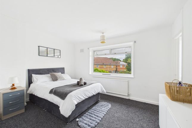97, Stavordale Road, Carshalton photo 4