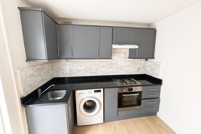 303, Wightman Road, London photo 4