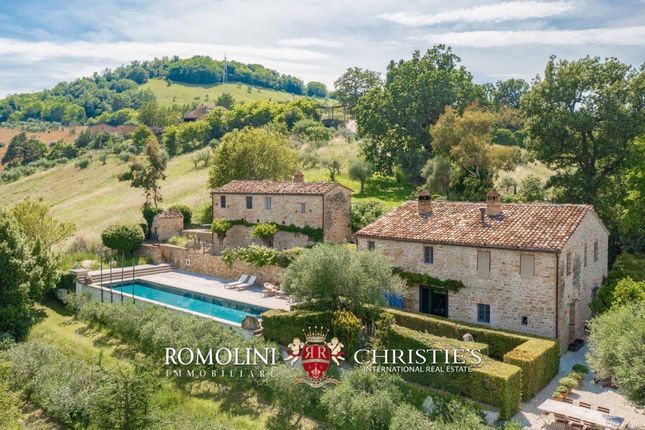 Villa for sale in Macerata, Marche, Italy