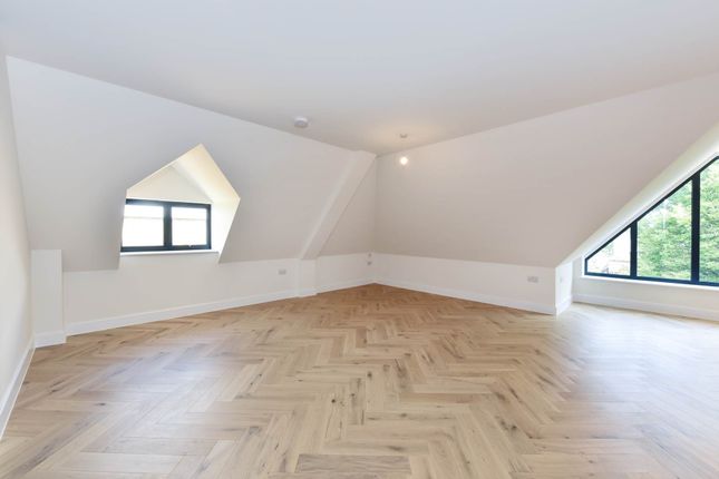 Studio flat on Unit A8, Somerset Road, London, £369,950